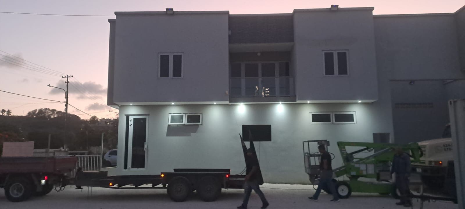 Onsite Rental Curacao headquarters at night